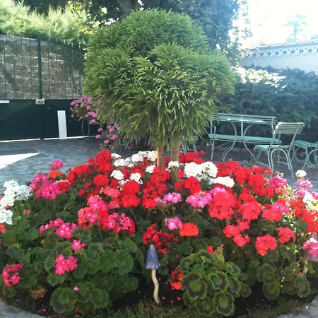 Au Fond De La Cour 3* Veyre-Monton