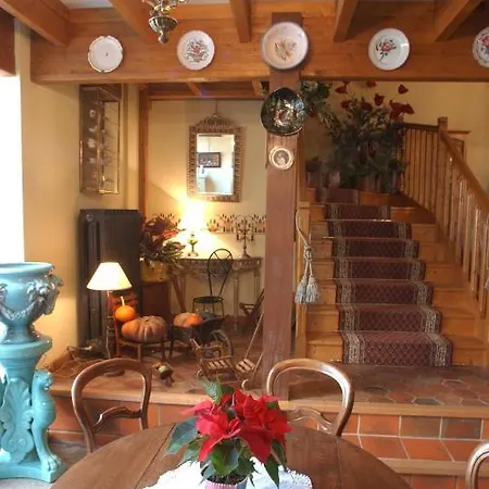 Bed & Breakfast Au Fond De La Cour 4*